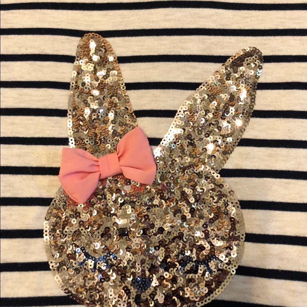 H&M Girls long sleeve top with sequins